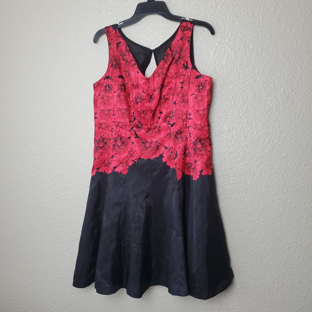 Julian Taylor Red Black Floral Fit and Flare‎ Cocktail Dress Size 14 Mesh Back